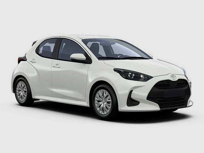 White Toyota Yaris Hybrid
